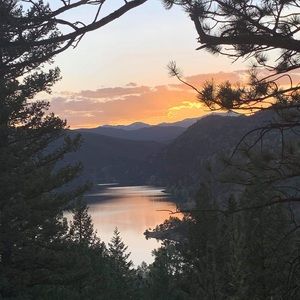 Meet your Posher, Yolanda